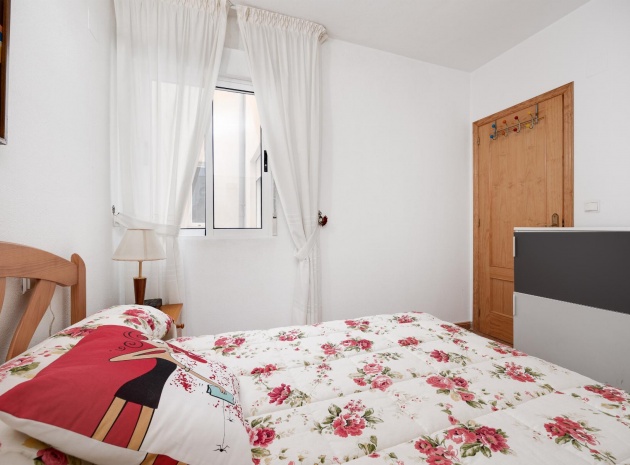 Resale - Apartment - Torrevieja - Beachside Torrevieja