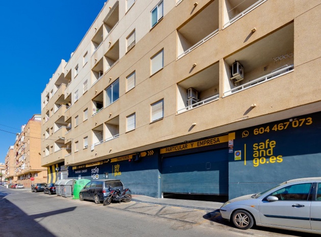 Resale - Apartment - Torrevieja - Beachside Torrevieja