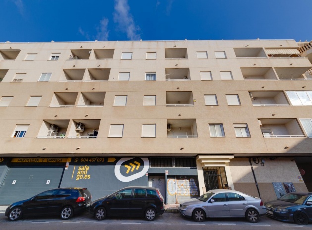 Resale - Apartment - Torrevieja - Beachside Torrevieja