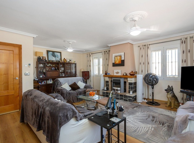 Resale - Villa - Los Balcones