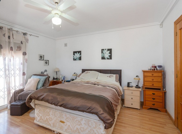 Resale - Villa - Los Balcones