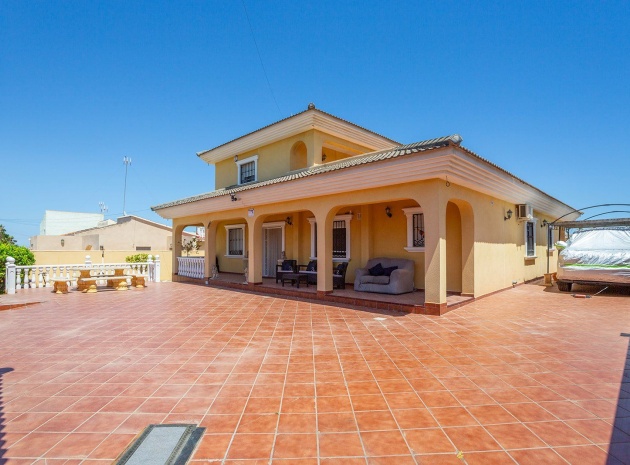 Resale - Villa - Los Balcones