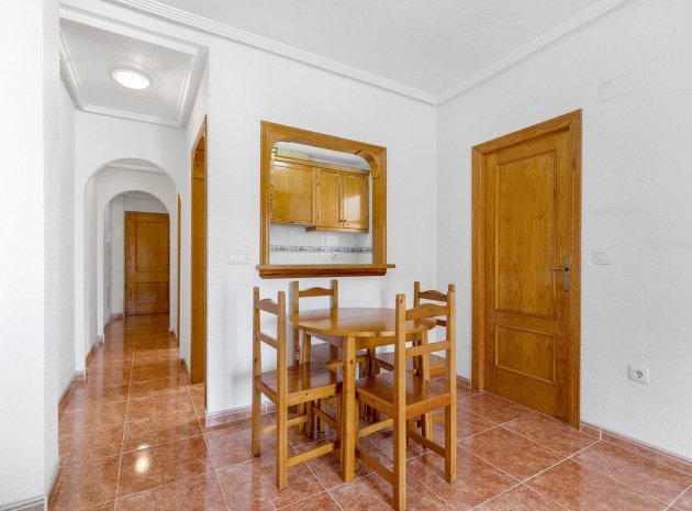 Resale - Apartment - Torrevieja - Beachside Torrevieja