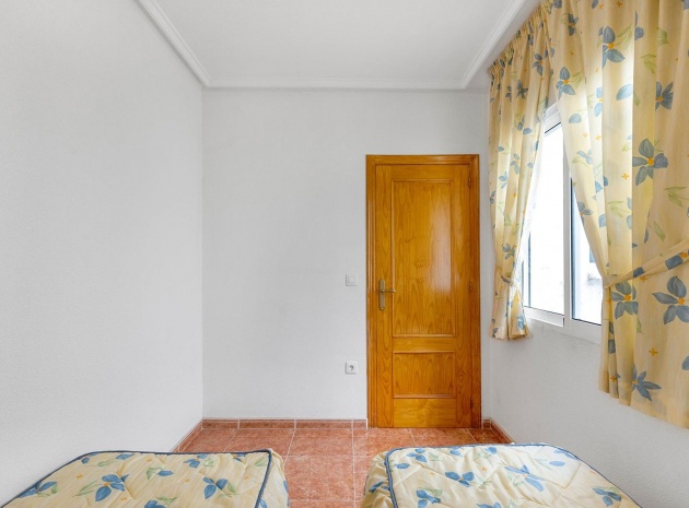 Resale - Apartment - Torrevieja - Beachside Torrevieja