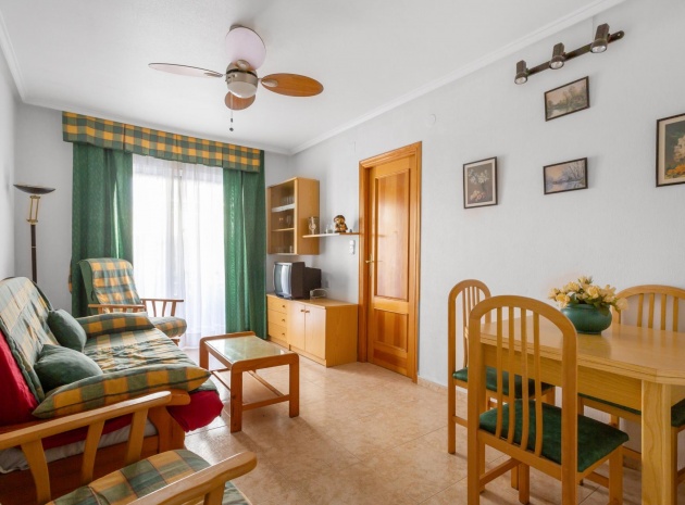 Resale - Apartment - Torrevieja - Beachside Torrevieja