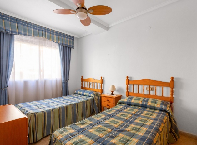 Resale - Apartment - Torrevieja - Beachside Torrevieja
