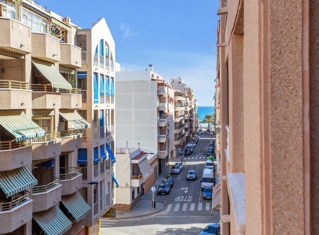 Resale - Apartment - Torrevieja - Beachside Torrevieja