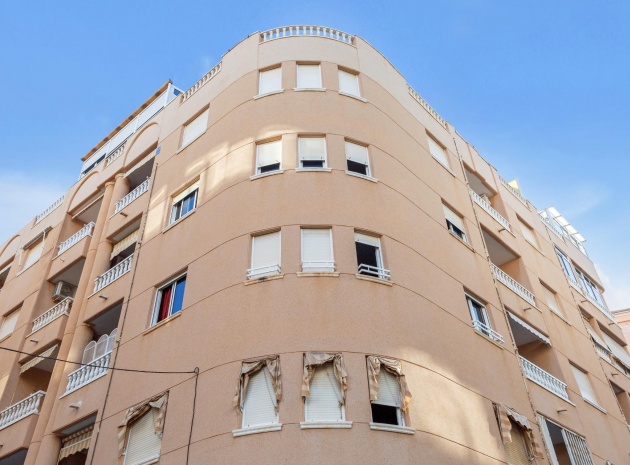 Resale - Apartment - Torrevieja - Beachside Torrevieja