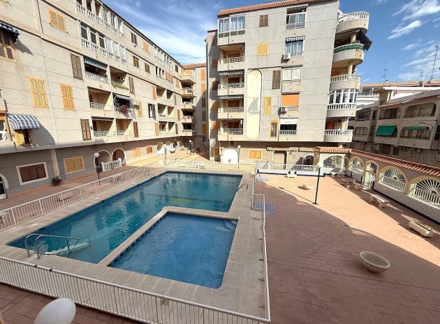 Resale - Apartment - Torrevieja - Beachside Torrevieja