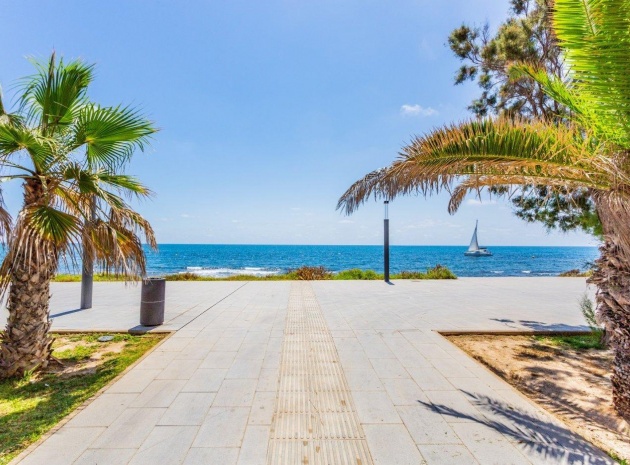 Resale - Apartment - Torrevieja - Beachside Torrevieja