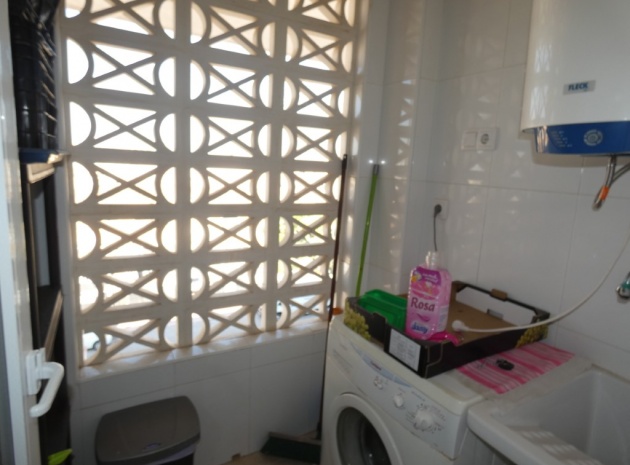 Återförsäljning - Lägenhet - Playa Flamenca - Laguna Golf