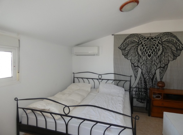 Återförsäljning - Lägenhet - Playa Flamenca - Laguna Golf