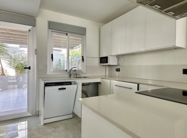 Återförsäljning - Villa - Cabo Roig - Lomas de Cabo Roig