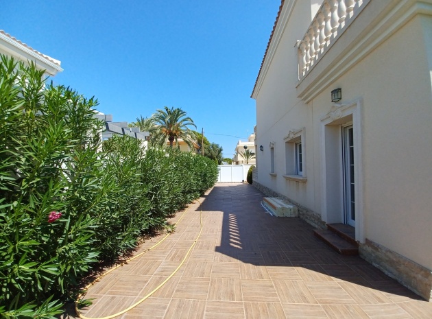 Resale - Villa - Cabo Roig - beachside cabo roig