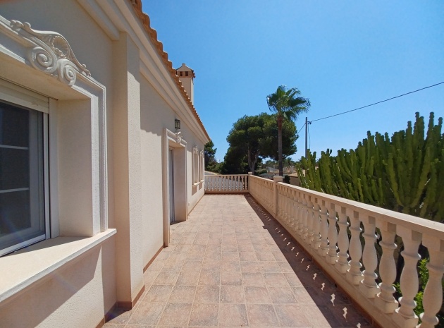 Resale - Villa - Cabo Roig - beachside cabo roig