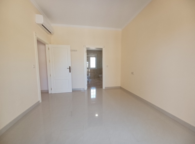 Resale - Villa - Cabo Roig - beachside cabo roig