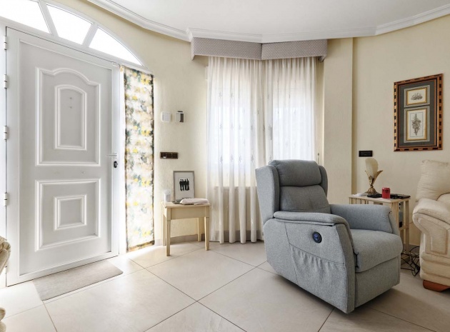 Återförsäljning - Villa - Pinar de Campoverde