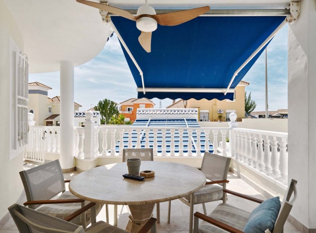 Återförsäljning - Villa - Pinar de Campoverde