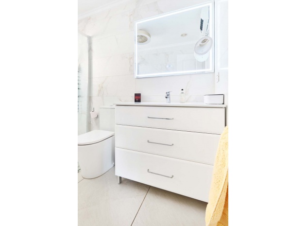 Återförsäljning - Villa - Pinar de Campoverde