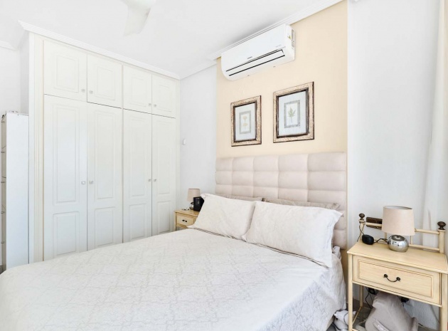 Återförsäljning - Villa - Pinar de Campoverde