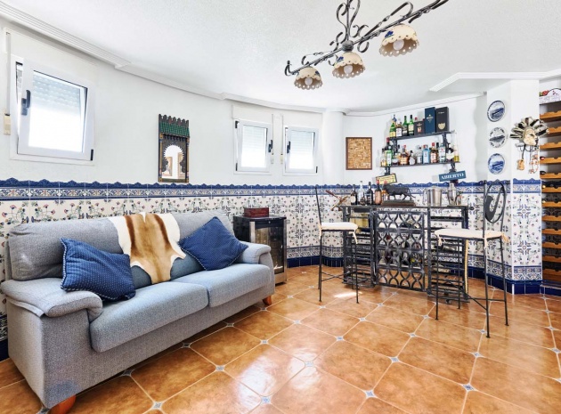 Återförsäljning - Villa - Pinar de Campoverde