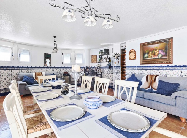 Återförsäljning - Villa - Pinar de Campoverde