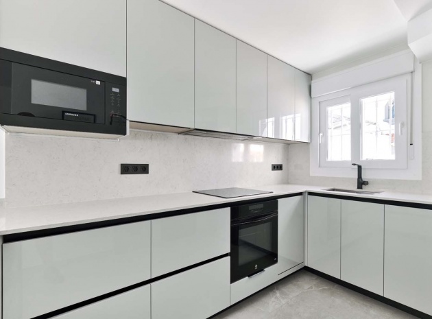 Återförsäljning - Villa - Pinar de Campoverde