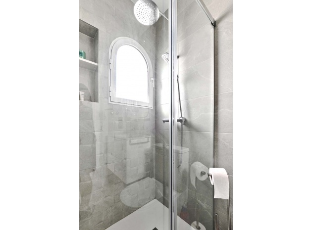 Återförsäljning - Villa - Pinar de Campoverde