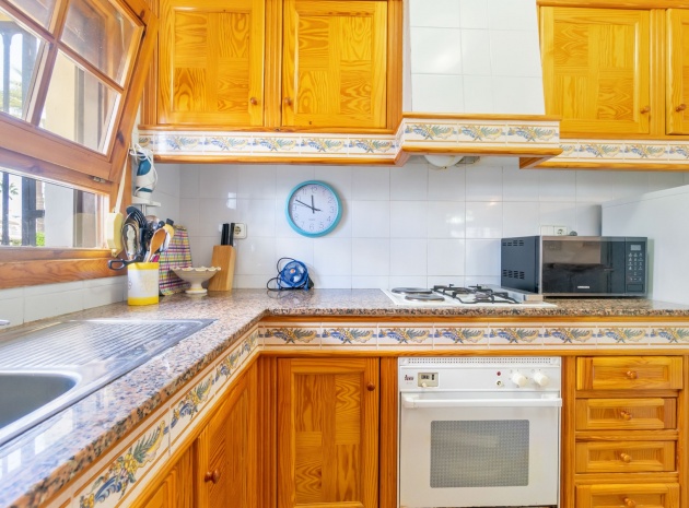 Resale - Apartment - Villamartin - valencias