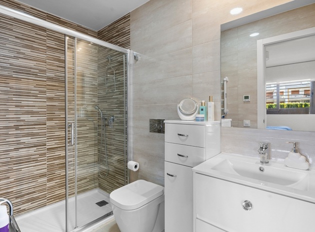 Återförsäljning - Lägenhet - Villamartin - Los Dolses