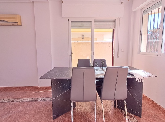 Wiederverkauf - Stadthaus - La Zenia - amapolas