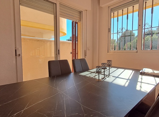 Wiederverkauf - Stadthaus - La Zenia - amapolas