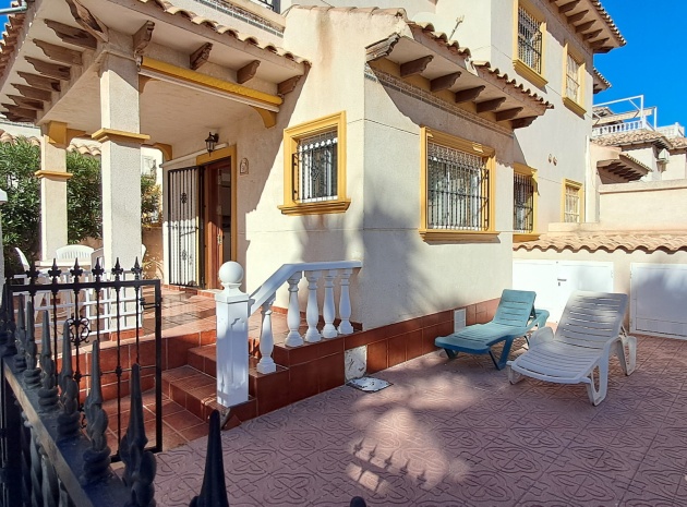 Återförsäljning - Villa - Playa Flamenca - san jose