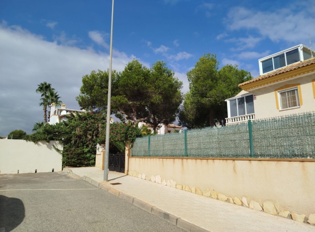 Resale - Townhouse - Villamartin - Los Dolses