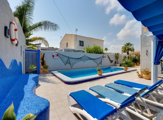 Resale - Villa - Cabo Roig - la regia