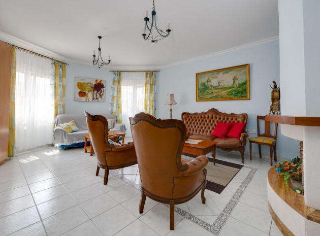 Resale - Villa - Cabo Roig - la regia