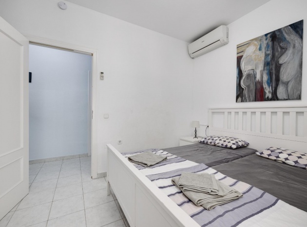 Resale - Villa - Cabo Roig - la regia