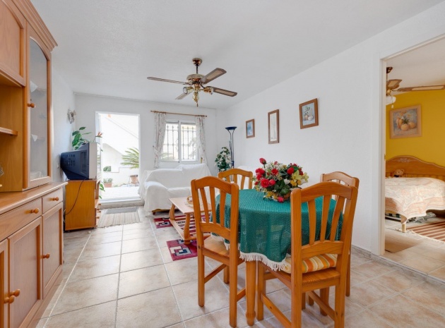 Återförsäljning - Villa - Playa Flamenca - san jose