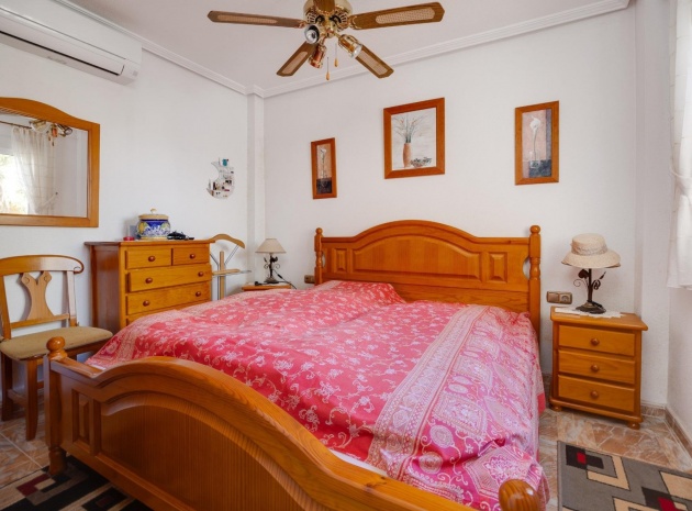 Återförsäljning - Villa - Playa Flamenca - san jose