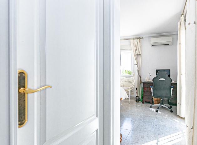 Wiederverkauf - Villa - Campoamor