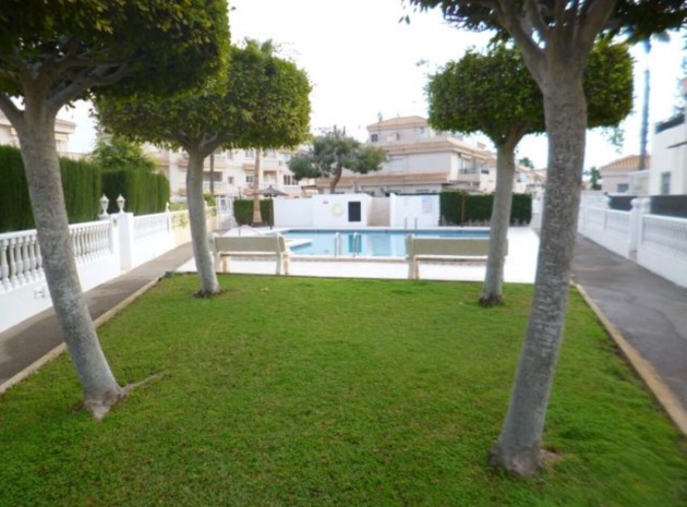 Resale - Villa - Playa Flamenca