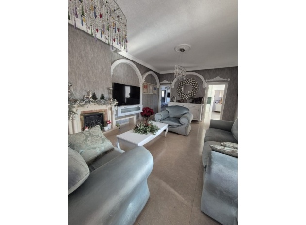 Resale - Villa - Daya Vieja