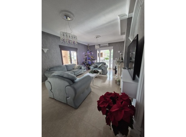 Resale - Villa - Daya Vieja