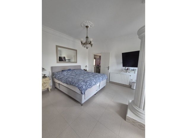 Resale - Villa - Daya Vieja