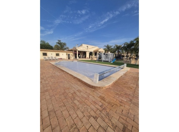 Resale - Villa - Daya Vieja