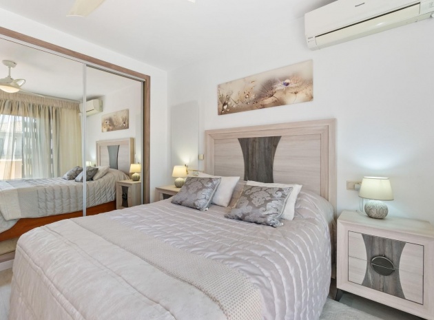 Revente - Villa - Torrevieja - Aguas Nuevas