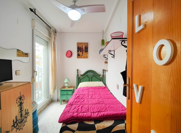 Resale - Apartment - Torrevieja - parque del naciones