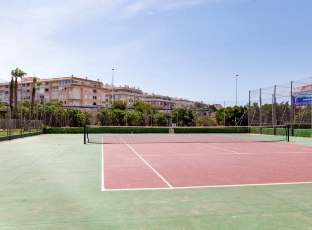 Resale - Apartment - Torrevieja - parque del naciones
