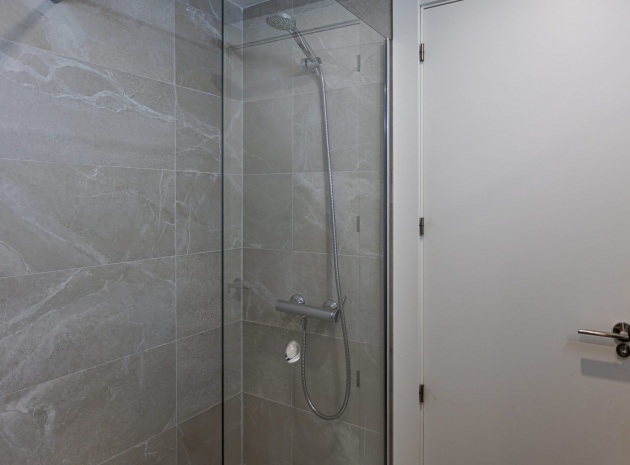 Resale - Townhouse - Torrevieja - Aguas Nuevas