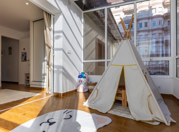 Resale - Townhouse - Torrevieja - Aguas Nuevas